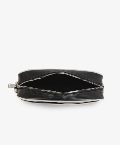 FRED PERRY(フレッドペリー)の「Classic Mini Shoulder Bag/クラシックミニショルダーバッグ(ショルダーバッグ・メンズ・ブラック/ネイビー・ONE SIZE)」の17枚目の写真