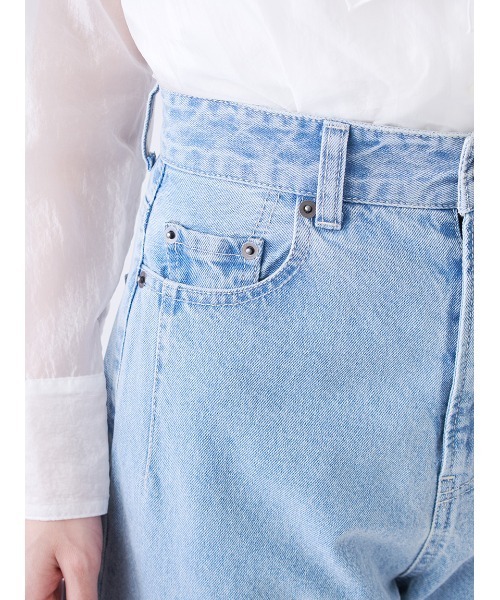 SNIDEL（スナイデル）の「ストレートデニム（デニムパンツ・レディース・グレー/ライトブルー/インディゴブルー・0/1）」の19枚目の写真