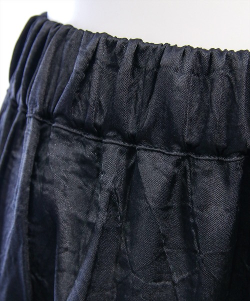 CLEAR BASIC（クリアベーシック）の「シュリンク加工ティアードロングスカート[大人 フェミニン 上品]≪新作≫（スカート・レディース・オフホワイト/ブラック/ブルーグレー・F）」の14枚目の写真