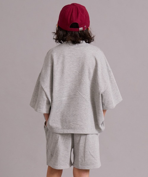PAIRMANON STREET（ペアマノンストリート）の「裏毛 ロゴプリント セットアップ 半袖 ショートパンツ【PAIRMANON STREET】（セットアップ・キッズ・グレー/ブラック/カーキ・100/110/120/130/140/150/160/90）」の9枚目の写真