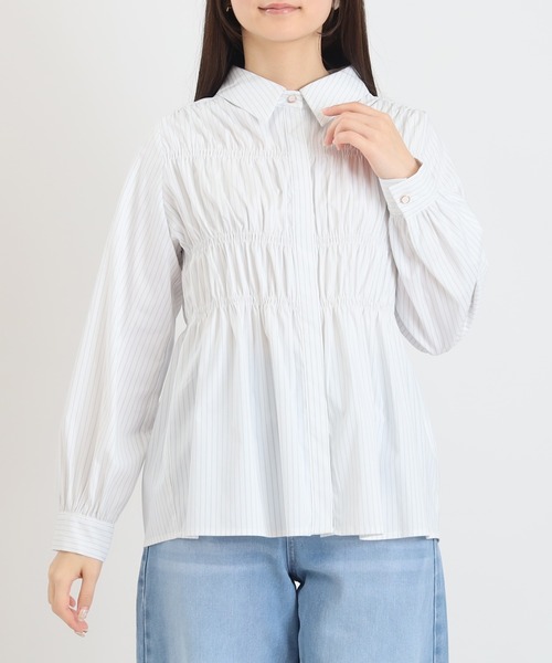 TRUDEA（トルディア）の「シャーリングシャツ(ストライプ・無地)（シャツ/ブラウス・レディース・アイボリー/サックスブルー/その他・MEDIUM）」の4枚目の写真