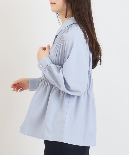 TRUDEA（トルディア）の「シャーリングシャツ(ストライプ・無地)（シャツ/ブラウス・レディース・アイボリー/サックスブルー/その他・MEDIUM）」の13枚目の写真