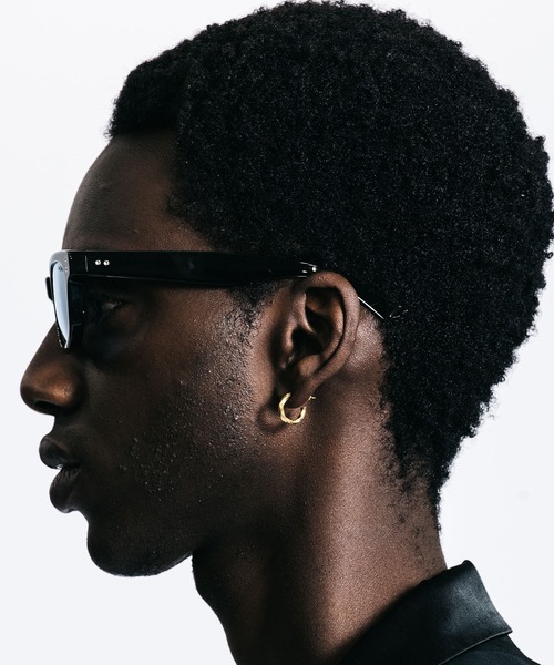 CRIMIE(クライミー)の「ETERNITY PIERCE 24KGDP(ピアス(片耳用)・メンズ・ゴールド・ONE SIZE)」の5枚目の写真