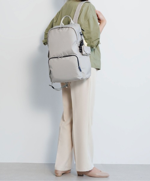 ace.(エース)の「リュックサック フィカス 20L ace.×HAyU 19105(バックパック/リュック・レディース・ブラック/ライトグレー/チャコール・FREE)」の3枚目の写真