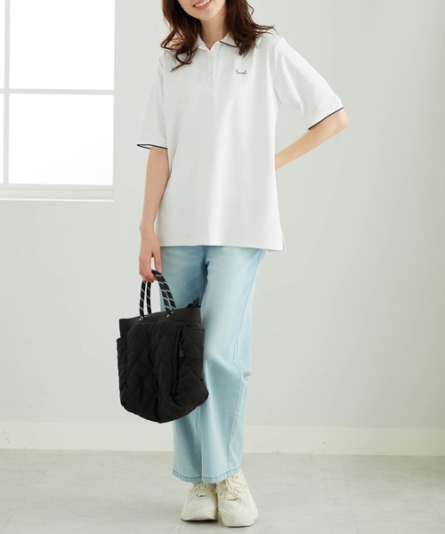 BELLUNA PLUS(ベルーナ)の「多機能付配色刺しゅうポロシャツ(Tシャツ/カットソー・レディース・ピンク/ブルー/オフホワイト/ネイビー・X-LARGE/MEDIUM/LARGE)」の8枚目の写真