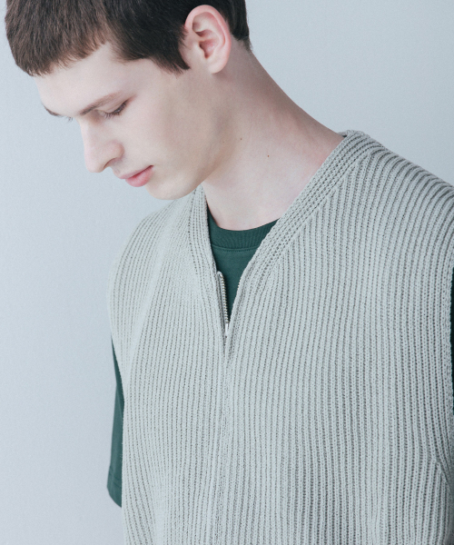 BLANKROOM(ブランクルーム)の「家ニットベスト_PALE GREEN(ベスト・レディース・その他・1/2/3)」の2枚目の写真