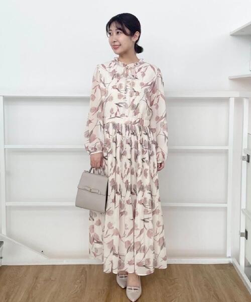 couture brooch(クチュールブローチ)の「【洗える・着映え】チューリップ柄 ワンピース(ワンピース・レディース・オフホワイト・36/38/40/42)」の8枚目の写真