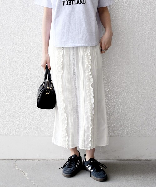 SHIPS any（シップス エニィ）の「SHIPS any:〈手洗い可能〉リネンミックス Iライン フリル イージー スカート（スカート・レディース・ブラウン/オフホワイト/ブラック・ONE SIZE）」の2枚目の写真