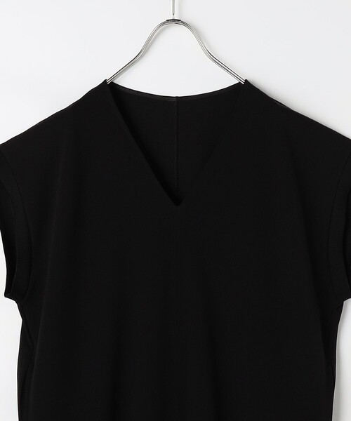 Rie Miller(リエミラー)の「ウォッシャブル袖口リブマキシ丈ワンピースジョーゼットダンボール(ワンピース・レディース・ブラック/オフホワイト・38)」の7枚目の写真