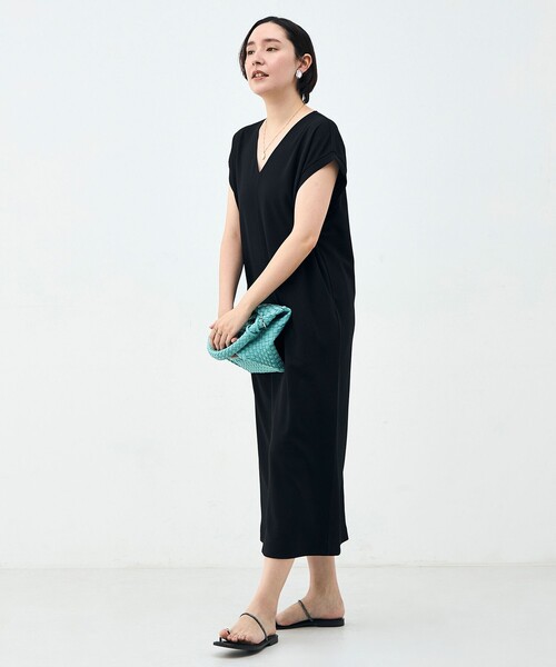 Rie Miller(リエミラー)の「ウォッシャブル袖口リブマキシ丈ワンピースジョーゼットダンボール(ワンピース・レディース・ブラック/オフホワイト・38)」の16枚目の写真