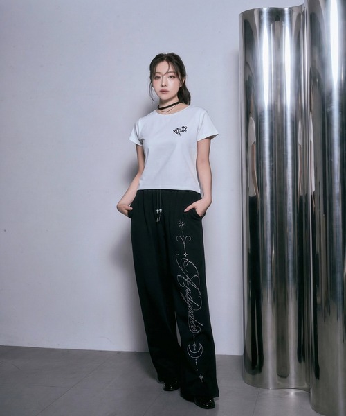 ANDGEEBEE（アンジービー）の「レースハートTシャツ（Tシャツ/カットソー・レディース・チャコールグレー/ブラック/ホワイト・SMALL/X-LARGE）」の5枚目の写真