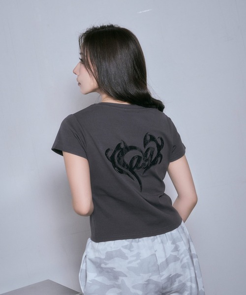 ANDGEEBEE（アンジービー）の「レースハートTシャツ（Tシャツ/カットソー・レディース・チャコールグレー/ブラック/ホワイト・SMALL/X-LARGE）」の9枚目の写真