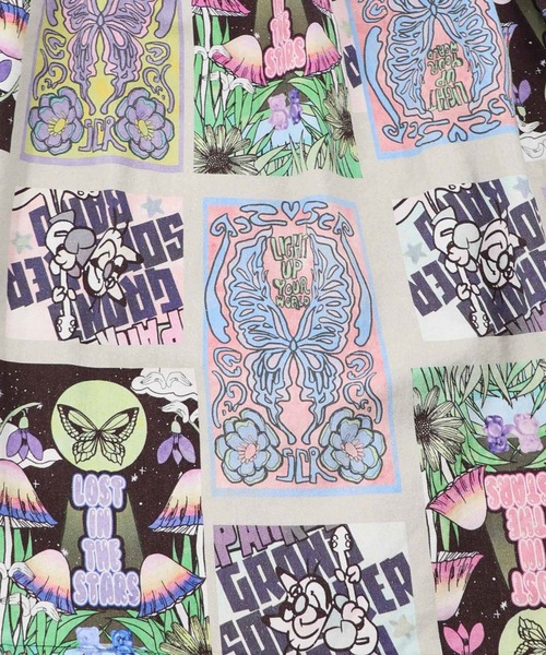 ScoLar（スカラー）の「ScoLar(スカラー) 蝶々とキノコのコラージュ柄スカート（スカート・レディース・アイボリー/パープル・MEDIUM）」の3枚目の写真