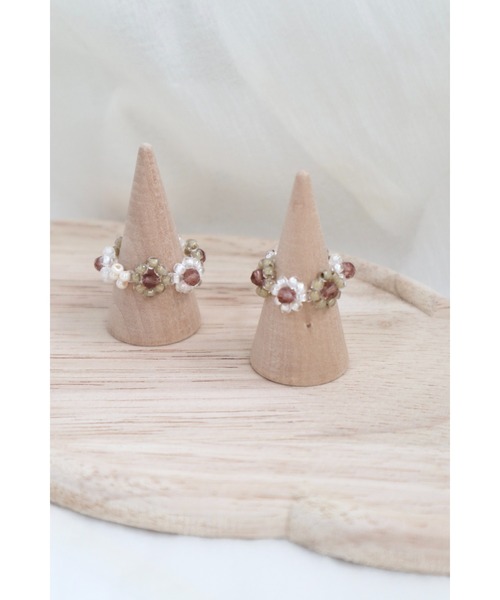 tone（トーン）の「【月照】フラワービーズリング(MA)（リング・レディース・モカ/ベージュ/イエロー/オレンジ・FREE）」の7枚目の写真