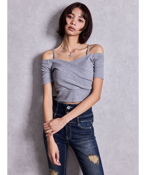 GYDA(ジェイダ)の「ラメテレコハーフスリーブカシュクールオフショルショートトップス(Tシャツ/カットソー・レディース・オフホワイト/グレー/ブラック・FREE)」の9枚目の写真