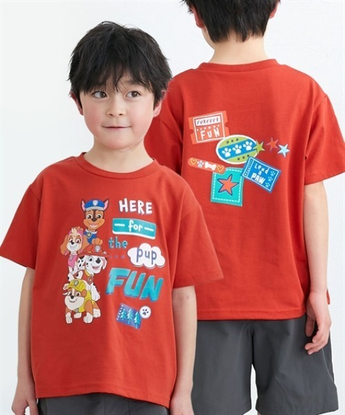 QUNTSTYLE(キュントスタイル)の「【PAW PATROL】半袖プリントTシャツ(Tシャツ/カットソー・キッズ・レッド/オートミール/チャコール/アイボリー/ブルー・80/90/100/110/120/130)」の1枚目の写真