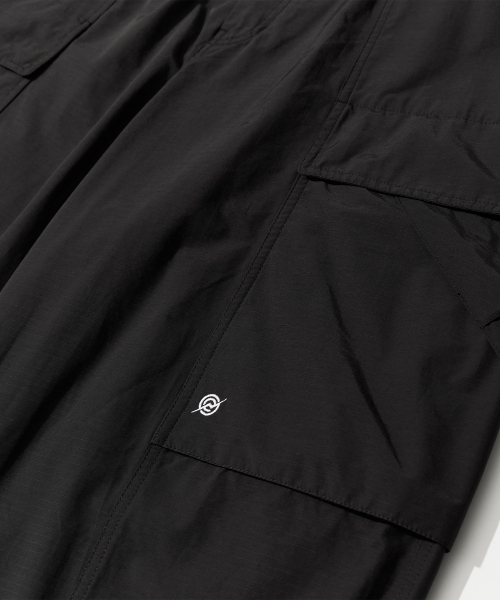 KALAPATTHAR(カラパタール)の「Nylon RIB Wide Pocket Pants - BLACK(その他パンツ・メンズ・その他・MEDIUM/LARGE/X-LARGE)」の2枚目の写真