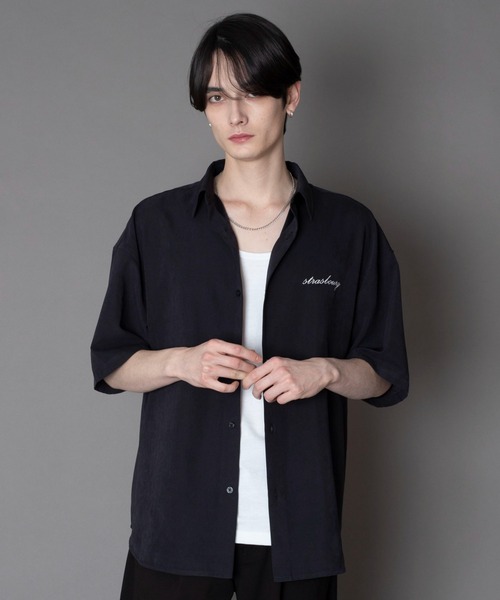 BROWNY(ブラウニー)の「BROWNY/アイススウェードシャツ(シャツ/ブラウス・メンズ・ライトベージュ/チャコール・MEDIUM/LARGE)」の2枚目の写真