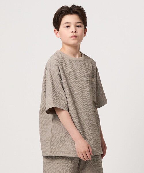 WILD THINGS（ワイルドシングス）の「【別注】＜WILD THINGS＞ ポケット プルオーバー Tシャツ / キッズ 140cm-160cm（Tシャツ/カットソー・キッズ・ブラック/ベージュ・M(140-150cm)/L(160cm)）」の4枚目の写真