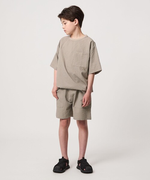 WILD THINGS（ワイルドシングス）の「【別注】＜WILD THINGS＞ ポケット プルオーバー Tシャツ / キッズ 140cm-160cm（Tシャツ/カットソー・キッズ・ブラック/ベージュ・M(140-150cm)/L(160cm)）」の5枚目の写真