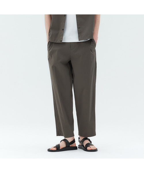 MINDBRIDGE(マインドブリッジ)の「リラックスフィットフルバンディングパンツ(その他パンツ・メンズ・カーキ/ライトベージュ・36/32/30/29)」の1枚目の写真