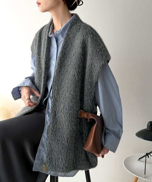 Classical Evon（クラシカルエヴォン）の「【Classical Evon】高級感に惚れる。毛足感が作る大人の最旬アイテム。フェイクウールシャギージップアップベスト（オーバーサイズ）（ベスト・レディース・ブラック/チャコール/ブラウン・X-LARGE/LARGE/SMALL/MEDIUM）」の19枚目の写真
