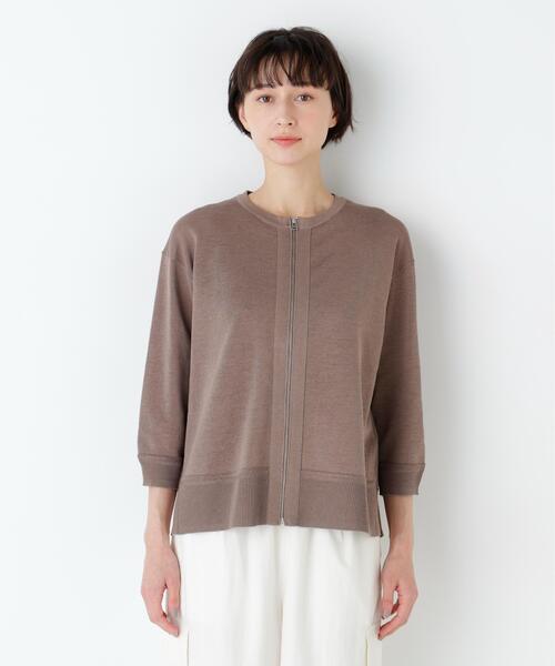 human woman(ヒューマンウーマン)の「◆【名品/ウォッシャブル/4カラー展開】ハイゲージギマ ジップアップクルーカーディガン(カーディガン/ボレロ・レディース・ブラウン系その他/ホワイト系その他/レッド/ブルー・MEDIUM)」の8枚目の写真