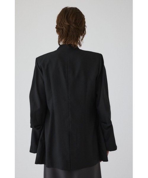 RIM.ARK(リムアーク)の「Twist sleeve light JK ツイストスリーブライトジャケット(ノーカラージャケット・レディース・ブラック/ベージュ・38/36)」の11枚目の写真