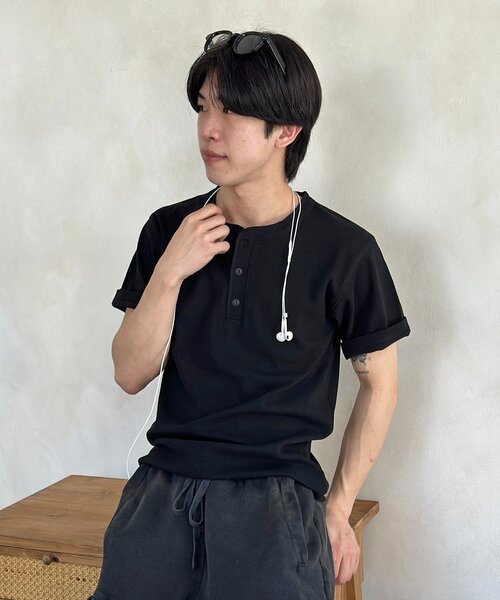 CPCM(シーピーシーエム)の「スパンリブヘンリーT(Tシャツ/カットソー・メンズ・カーキ/ブラック/ホワイト・MEDIUM/LARGE)」の3枚目の写真