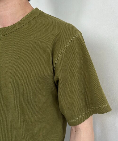 CPCM(シーピーシーエム)の「スパンリブヘンリーT(Tシャツ/カットソー・メンズ・カーキ/ブラック/ホワイト・MEDIUM/LARGE)」の5枚目の写真
