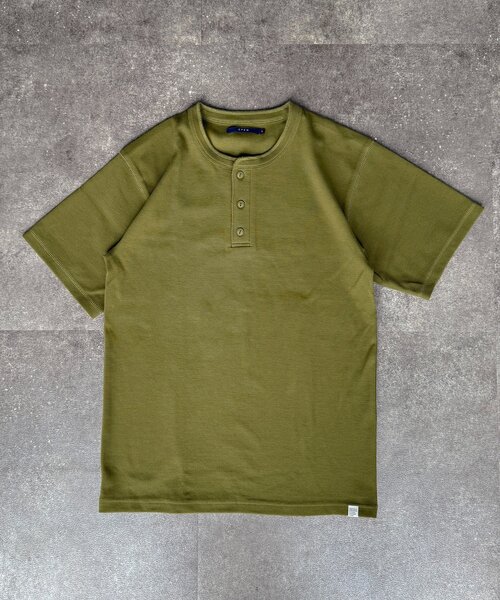 CPCM(シーピーシーエム)の「スパンリブヘンリーT(Tシャツ/カットソー・メンズ・カーキ/ブラック/ホワイト・MEDIUM/LARGE)」の6枚目の写真