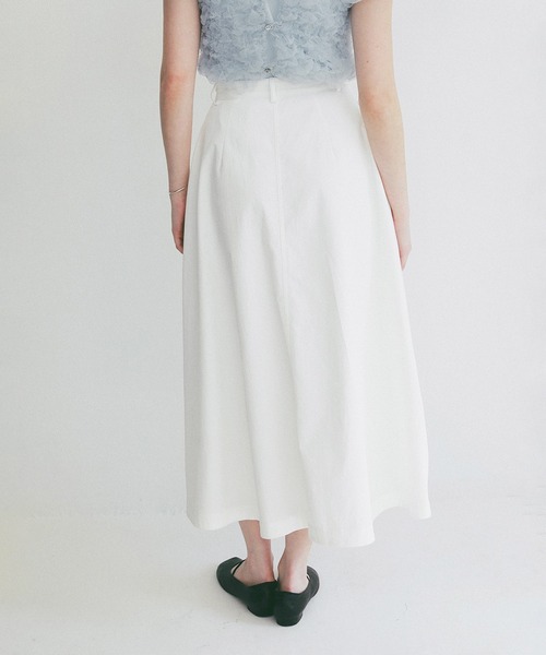 CLANE(クラネ)の「COCOON LINE VOLUME SKIRT(スカート・レディース・ベージュ/ブラック/ホワイト・1/0)」の10枚目の写真