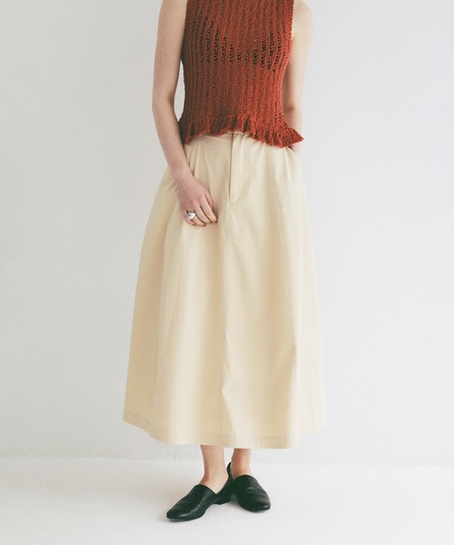 CLANE(クラネ)の「COCOON LINE VOLUME SKIRT(スカート・レディース・ベージュ/ブラック/ホワイト・1/0)」の15枚目の写真