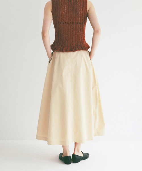 CLANE(クラネ)の「COCOON LINE VOLUME SKIRT(スカート・レディース・ベージュ/ブラック/ホワイト・1/0)」の17枚目の写真