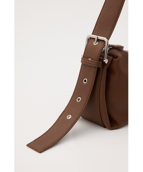 MOUSSY（マウジー）の「BELTED ONE SHOULDER バッグ（ショルダーバッグ・レディース・ブラウン/ブラウン系その他/ブラック・FREE）」の22枚目の写真
