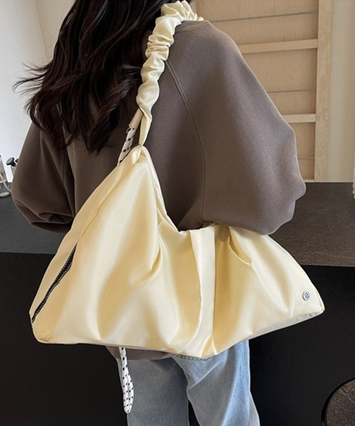 Miniministore(ミニミニストア)の「ショルダーバッグ レディース 斜めがけ(ショルダーバッグ・レディース・クリーム/ブラック・FREE)」の12枚目の写真