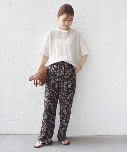 SHIPS（シップス）の「【WEB限定】〈手洗い可能〉ウェーブ クレープ ショート スリーブ カットソー（Tシャツ/カットソー・レディース・ナチュラル/ベージュ/ブラック・ONE SIZE）」の4枚目の写真