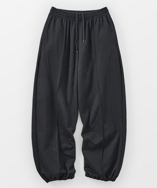 TAKEASY(テイクイージー)の「ピンタックDリングスウェットパンツ(ブラック)(スウェットパンツ・メンズ・その他・MEDIUM/LARGE/SMALL)」の12枚目の写真