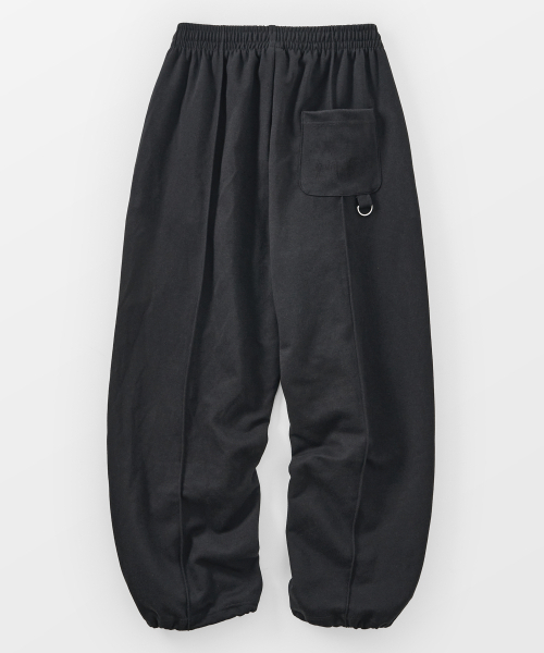 TAKEASY(テイクイージー)の「ピンタックDリングスウェットパンツ(ブラック)(スウェットパンツ・メンズ・その他・MEDIUM/LARGE/SMALL)」の13枚目の写真