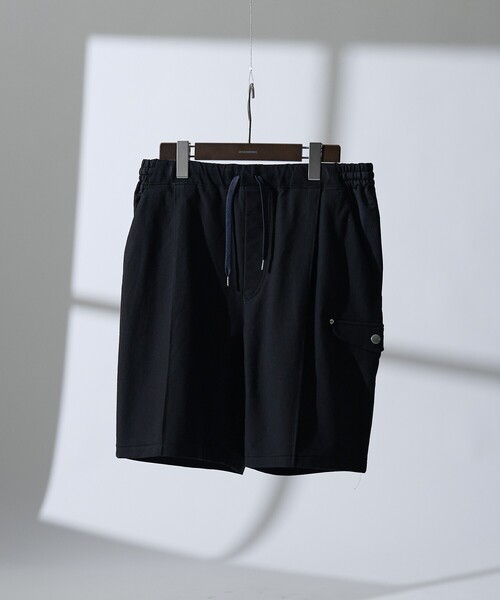 DESIGNWORKS（デザインワークス）の「【接触冷感 / COVEROSS(R) 】ミリタリーピンタックショーツ / セットアップ対応（その他パンツ・メンズ・ホワイト/ライトグレー/ブラック/ブラウン・48/46）」の5枚目の写真