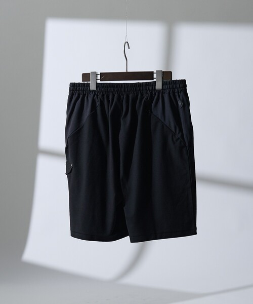 DESIGNWORKS（デザインワークス）の「【接触冷感 / COVEROSS(R) 】ミリタリーピンタックショーツ / セットアップ対応（その他パンツ・メンズ・ホワイト/ライトグレー/ブラック/ブラウン・48/46）」の6枚目の写真
