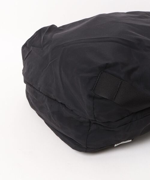 HIGH! STANDARD(ハイスタンダード)の「MT. RAINIER DESIGN × HIGH! STANDARD /ウィンドシェッド コンパクト パック(バックパック/リュック・メンズ・オリーブ/ブラック/カーキ系/チャコール・ONE)」の10枚目の写真