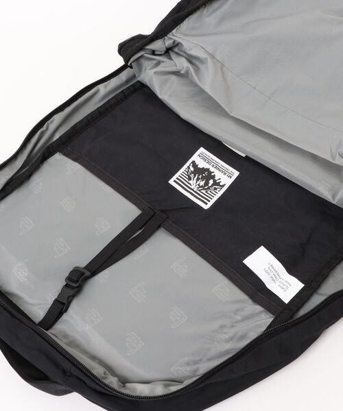 HIGH! STANDARD(ハイスタンダード)の「MT. RAINIER DESIGN × HIGH! STANDARD /ウィンドシェッド コンパクト パック(バックパック/リュック・メンズ・オリーブ/ブラック/カーキ系/チャコール・ONE)」の11枚目の写真