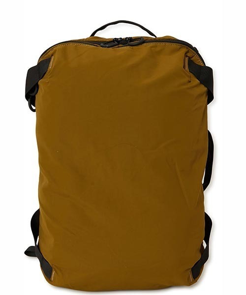 HIGH! STANDARD(ハイスタンダード)の「MT. RAINIER DESIGN × HIGH! STANDARD /ウィンドシェッド コンパクト パック(バックパック/リュック・メンズ・オリーブ/ブラック/カーキ系/チャコール・ONE)」の4枚目の写真