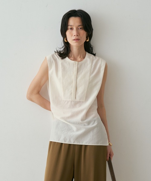 qualite(カリテ)の「シルキーローンブラウス 春服 夏服 オフィスカジュアル(シャツ/ブラウス・レディース・アイボリー/ライム・フリー)」の12枚目の写真