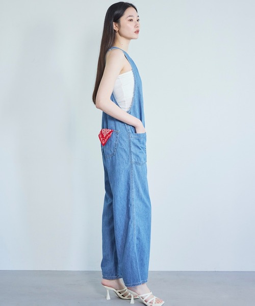 SOMETHING(サムシング)の「SOMETHING アメスリオールインワン【夏用デニム】(サロペット/オーバーオール・レディース・インディゴブルー/ライトインディゴブルー・SMALL/MEDIUM)」の11枚目の写真