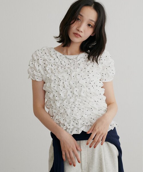 DISCOAT（ディスコート）の「シャーリング半袖Tシャツ（Tシャツ/カットソー・レディース・オフホワイト/ブラック/ピンク/ブラウン/ホワイト・FREE）」の8枚目の写真