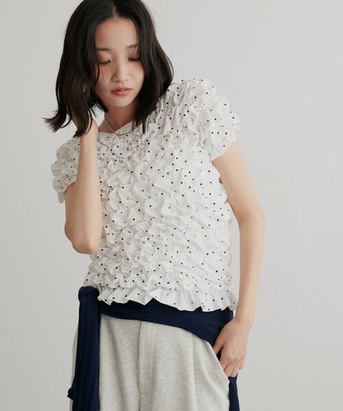 DISCOAT（ディスコート）の「シャーリング半袖Tシャツ（Tシャツ/カットソー・レディース・オフホワイト/ブラック/ピンク/ブラウン/ホワイト・FREE）」の11枚目の写真