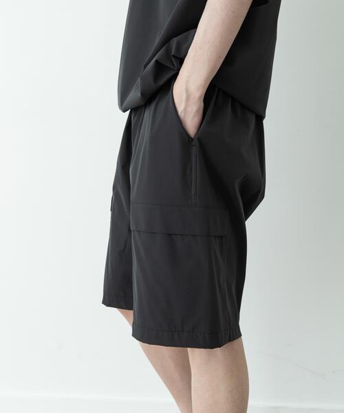 URBAN RESEARCH Sonny Label(アーバンリサーチサニーレーベル)の「『接触冷感』『速乾』BREEZE FITイージーカーゴショーツ(その他パンツ・メンズ・ネイビー/チャコールグレー/ブラック・LARGE/MEDIUM)」の9枚目の写真