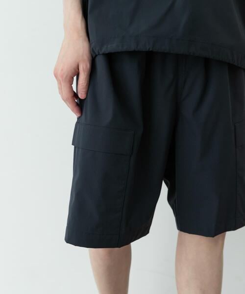 URBAN RESEARCH Sonny Label(アーバンリサーチサニーレーベル)の「『接触冷感』『速乾』BREEZE FITイージーカーゴショーツ(その他パンツ・メンズ・ネイビー/チャコールグレー/ブラック・LARGE/MEDIUM)」の16枚目の写真